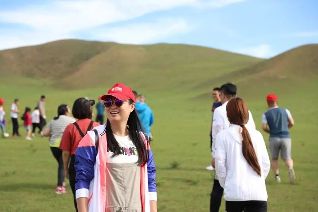 乾港集團(tuán)高層草原自駕游